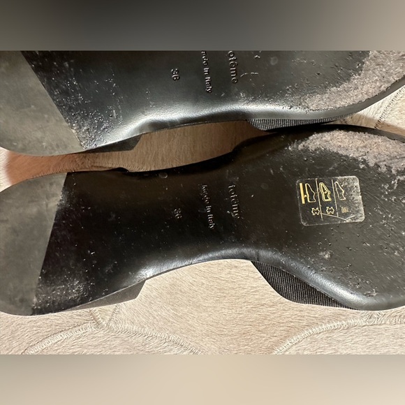 Toteme women’s black flats T strap Faille size 36 - Picture 6 of 7